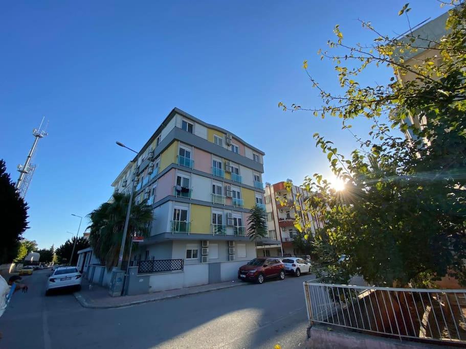 Erasta Avm Yani Konforlu 2+1 '5' Daire Antalya